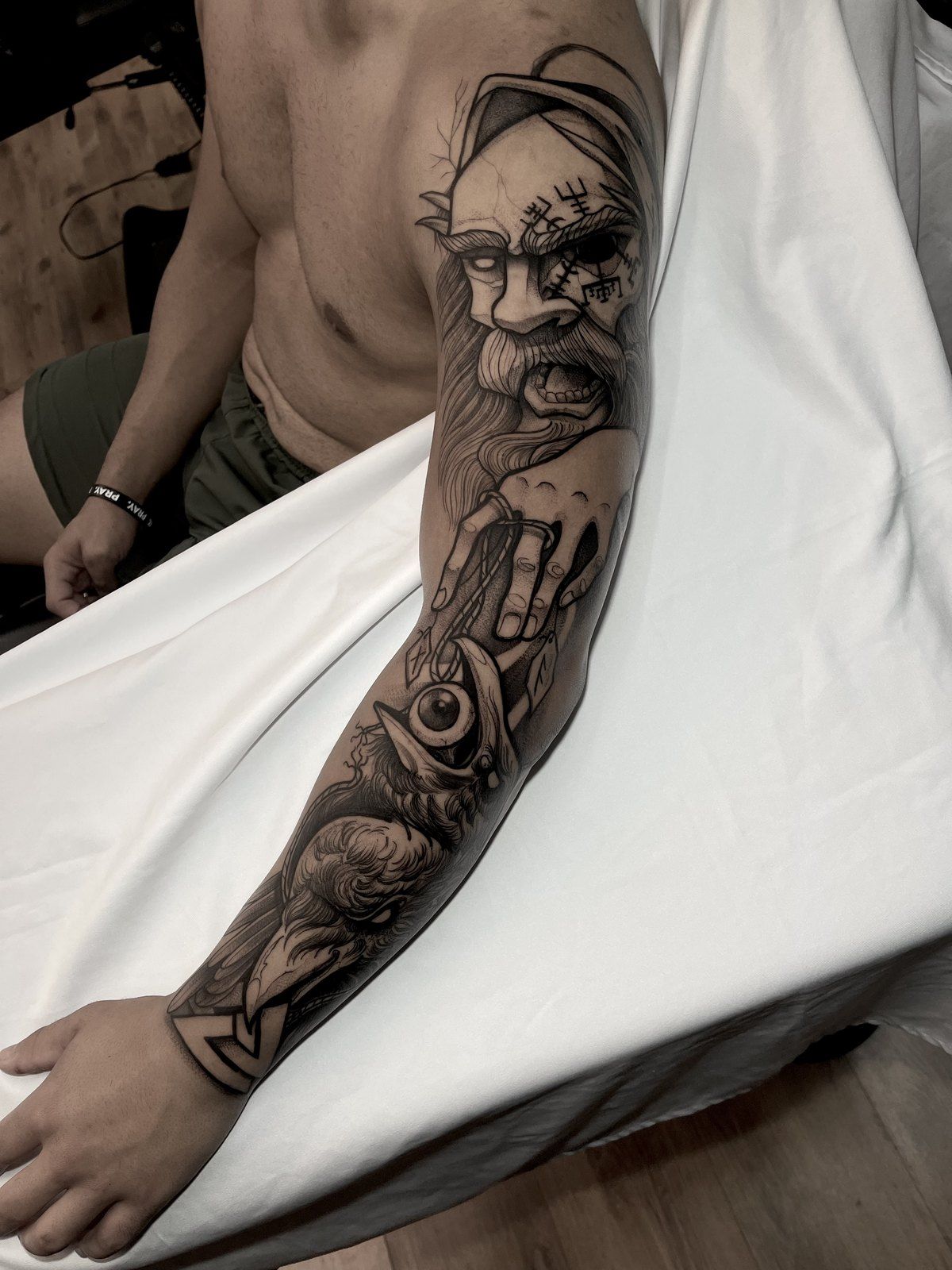 Nórdico · whipshading